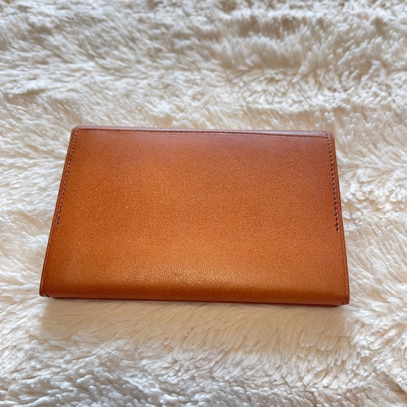 Givenchy Multiple Pocket Leather Card Holder - Picture 3 of 4